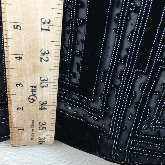 Suzanne Black Velvet Mesh Neck-Line Square Applique Detail Mini Dress Sz 8 - Picture 12 of 14